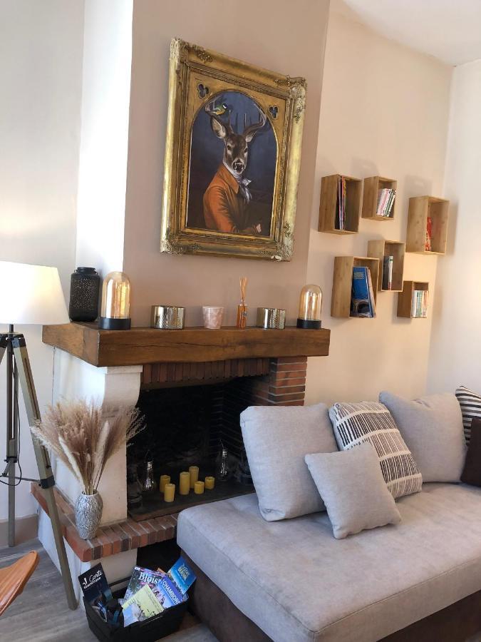 Cote Chateau - Grand Appartement Au Coeur De Blois Dış mekan fotoğraf