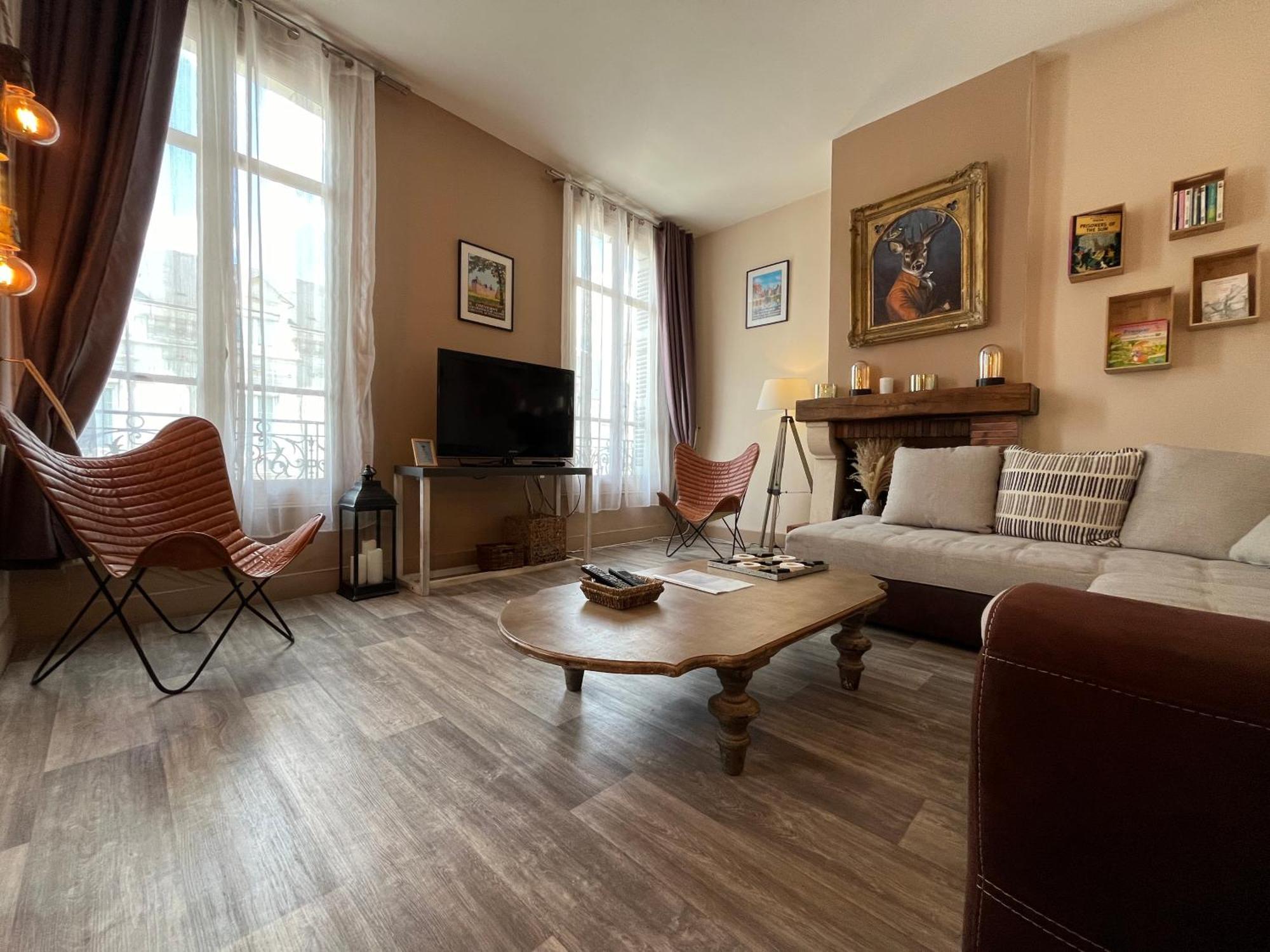 Cote Chateau - Grand Appartement Au Coeur De Blois Dış mekan fotoğraf
