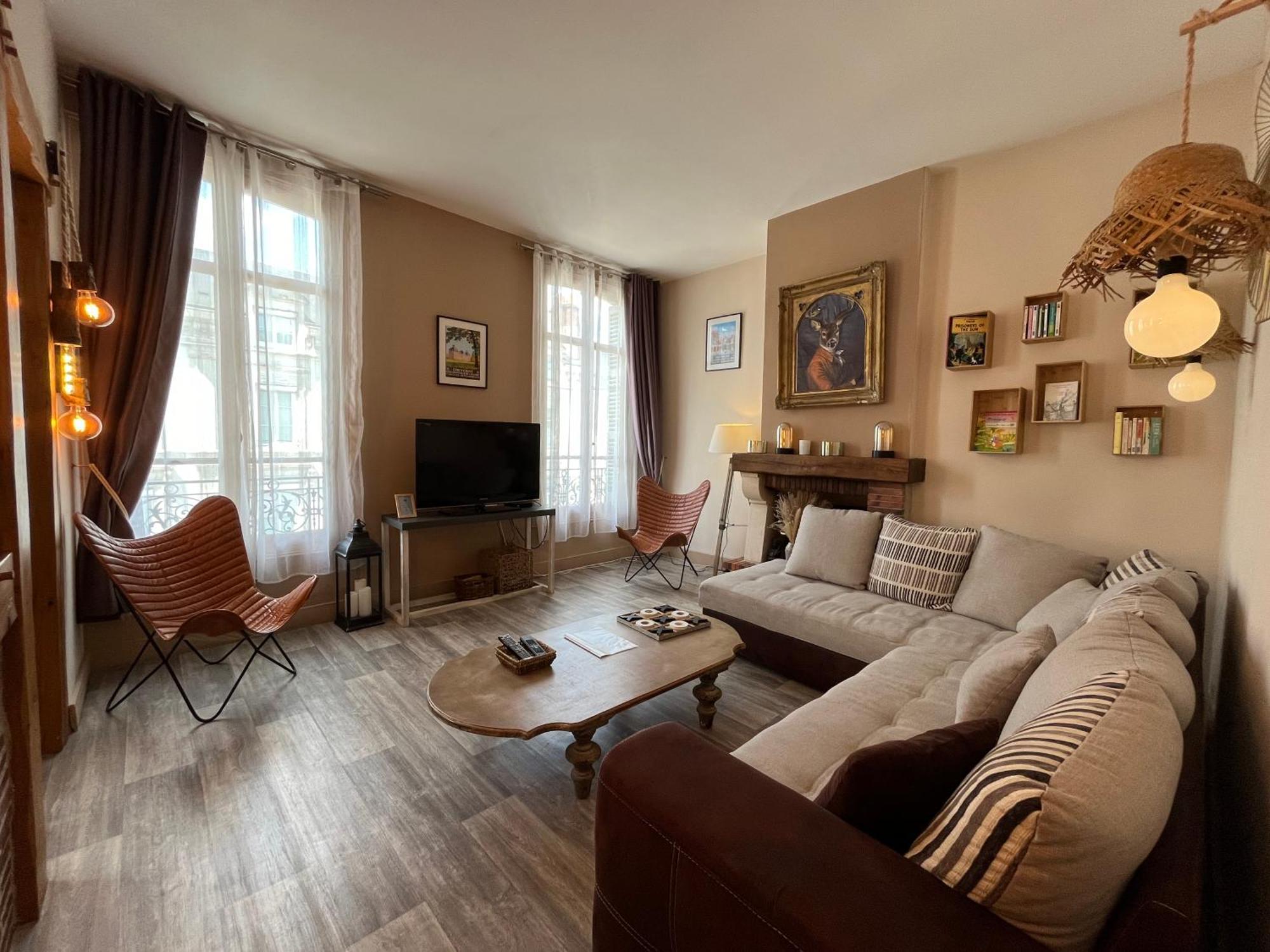 Cote Chateau - Grand Appartement Au Coeur De Blois Dış mekan fotoğraf
