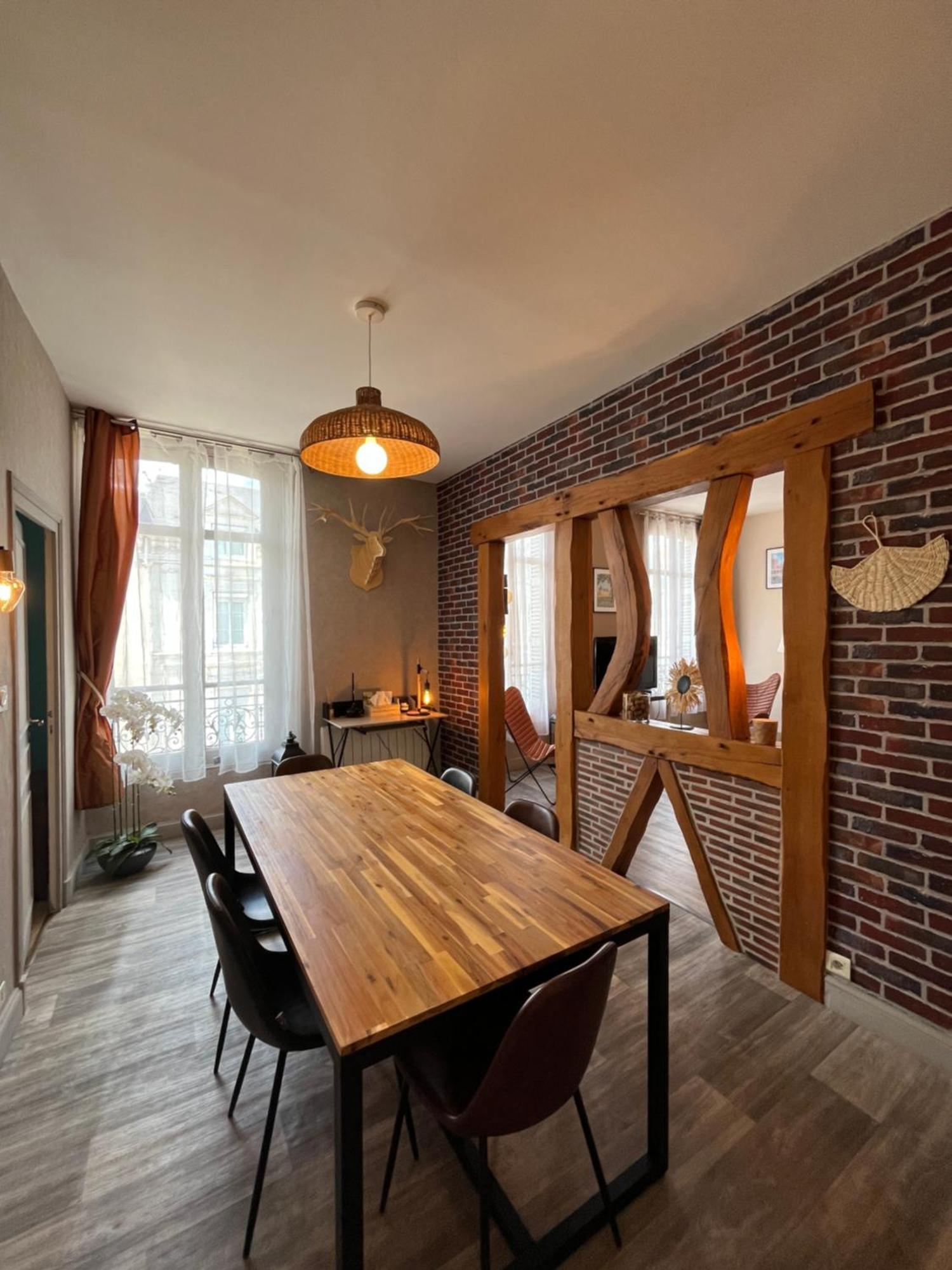 Cote Chateau - Grand Appartement Au Coeur De Blois Dış mekan fotoğraf