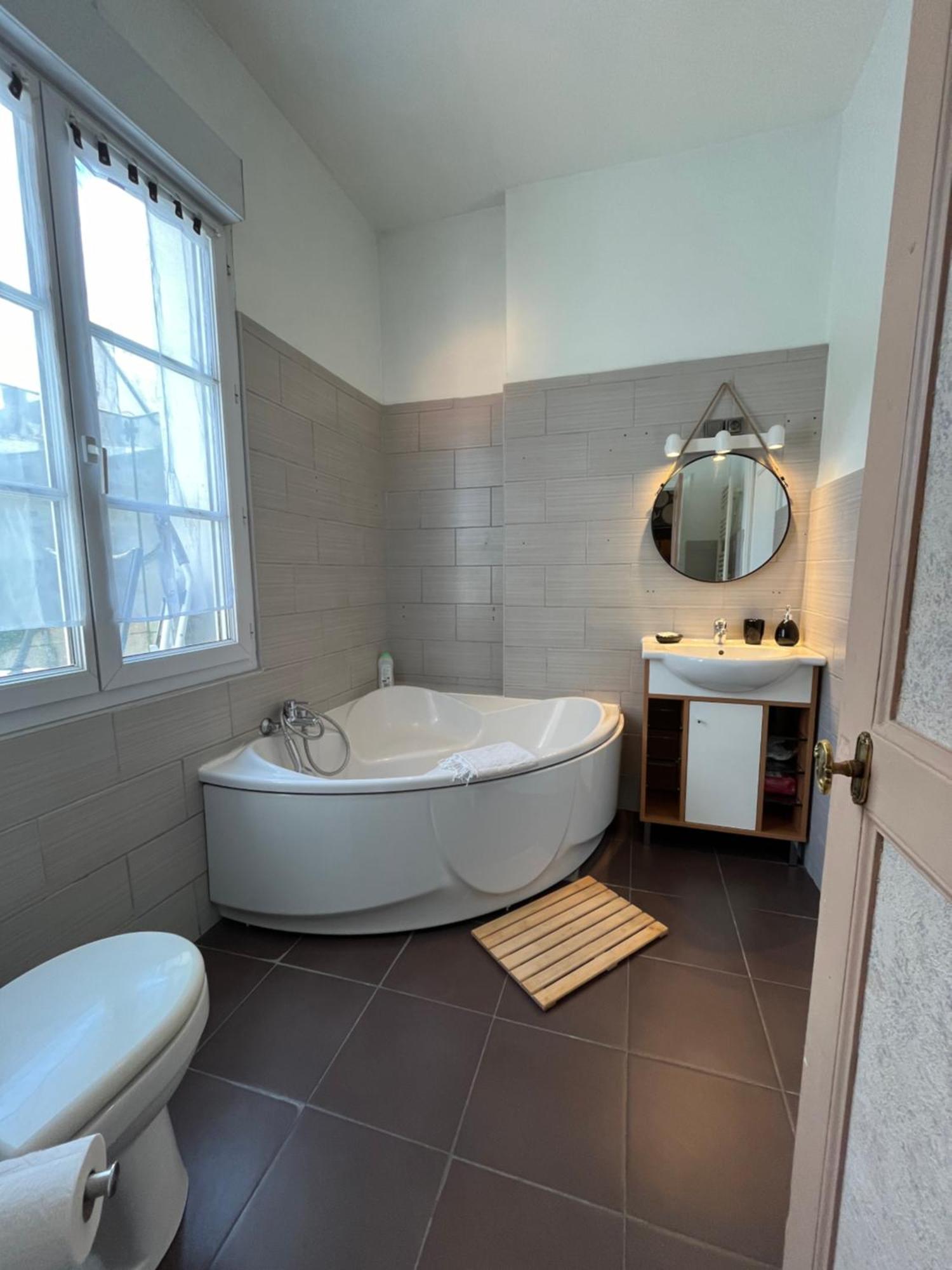 Cote Chateau - Grand Appartement Au Coeur De Blois Dış mekan fotoğraf